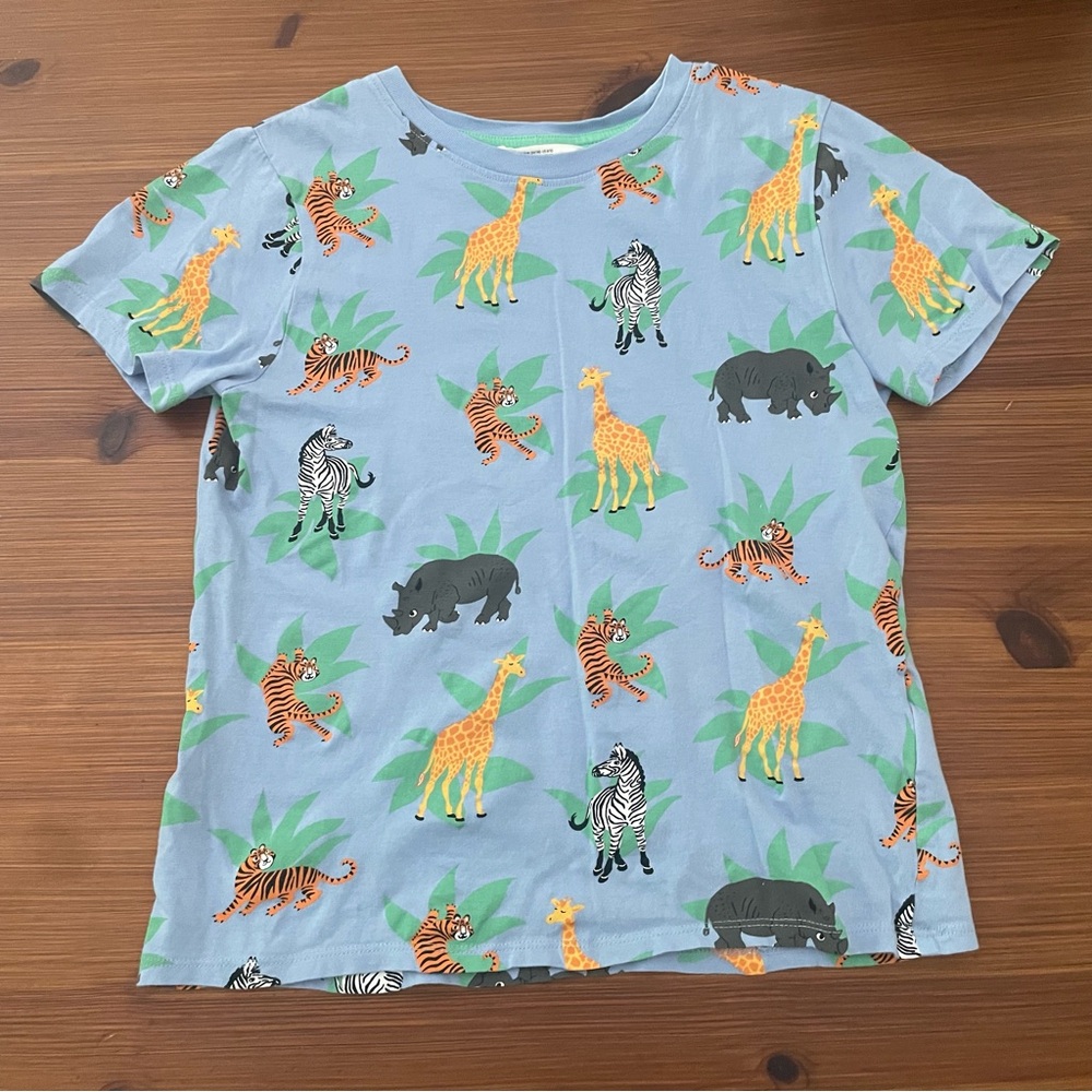 4/$13 H&M Zoo Animal Safari Animal Shirt - Medium 8/10